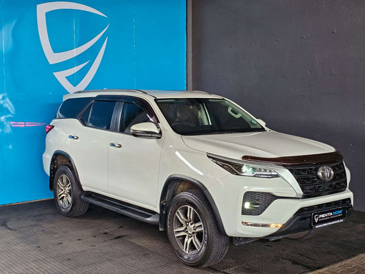 2022 - TOYOTA - Fortuner