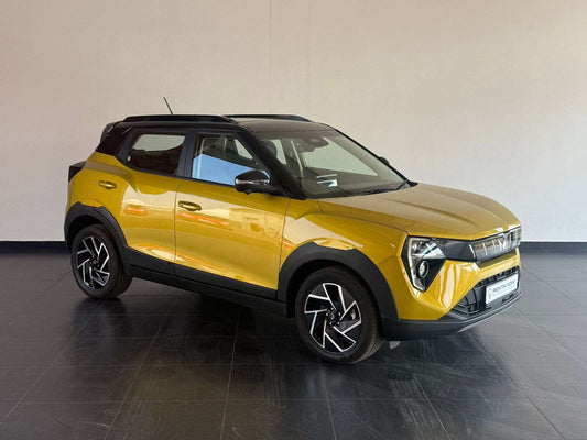 2025 - MAHINDRA - XUV3XO